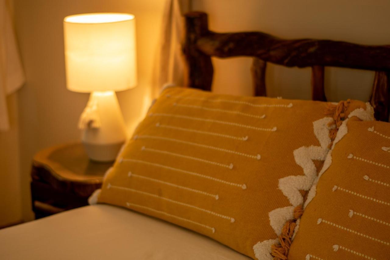 Hotel La Villa Serena Antigua Ngoại thất bức ảnh