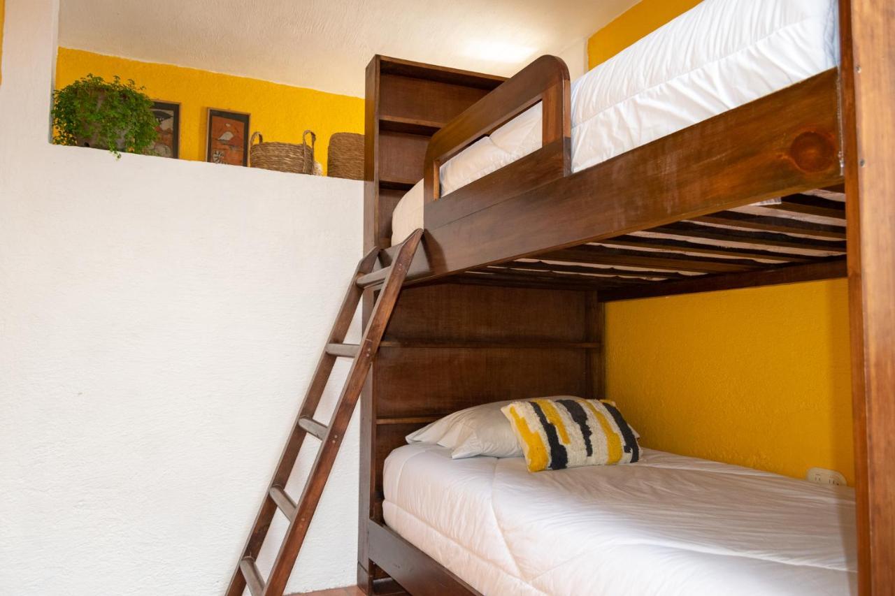 Hotel La Villa Serena Antigua Ngoại thất bức ảnh